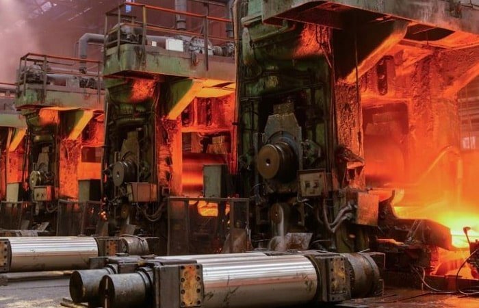 ۷ کاربرد روانکار صنعتی در کارخانه ذوب آهن